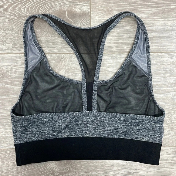 Victoria’s Secret PINK Sport Bundle of 2 Sport Bras Ultimate Lined & Unlined M - Picture 12 of 16